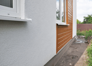 Siding vs Stucco: Which Exterior is Right for You?